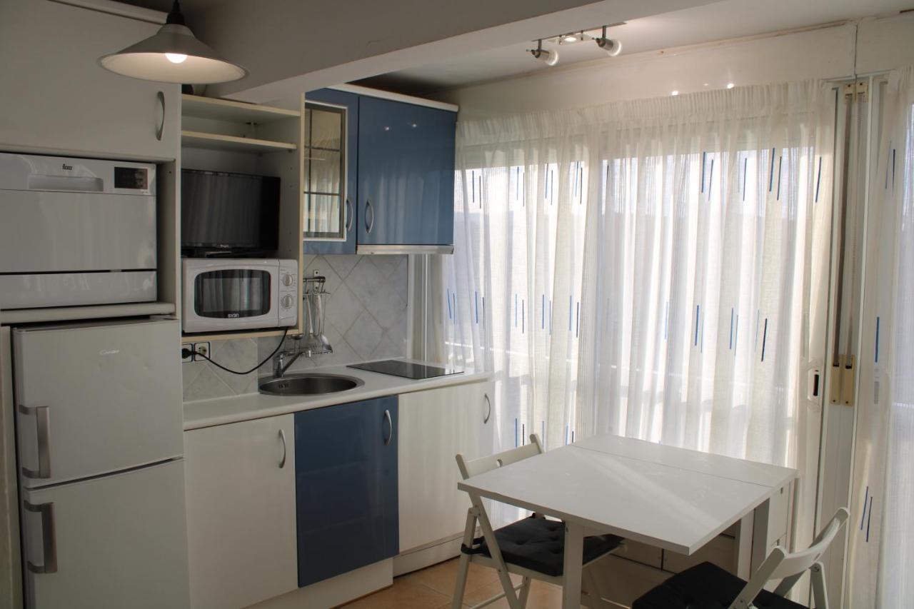 Estudio Primera Linea De Mar Con Piscina Y Parking Daire Platja d'Aro Dış mekan fotoğraf